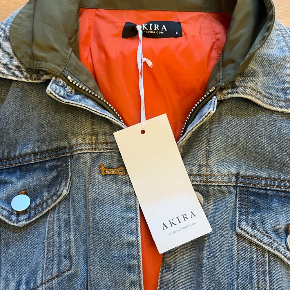 AKIRA Blue Denim and Olive Green Puff Sleeve Jean Jacket - Picture 2 of 3